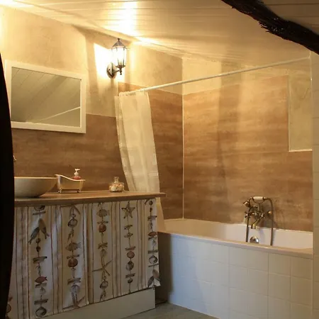 Le Laurentin بيت للعطل *